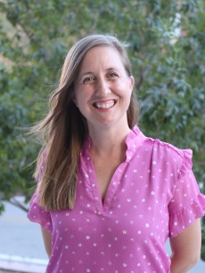 Headshot of Stephanie Springer